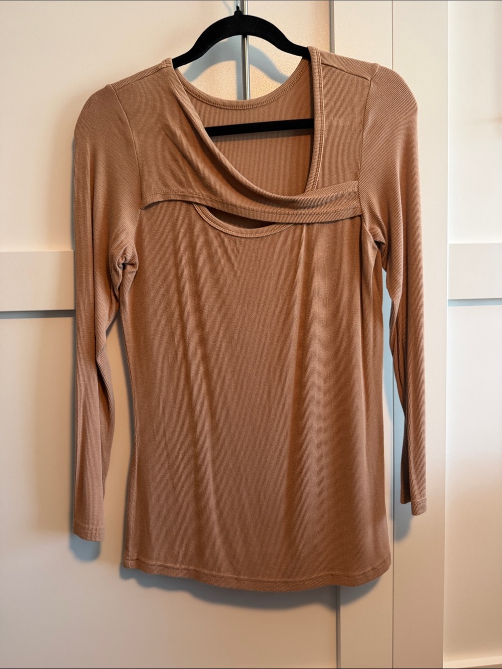 Women's Long-Sleeve Layered Scoop Neck Top in Camel